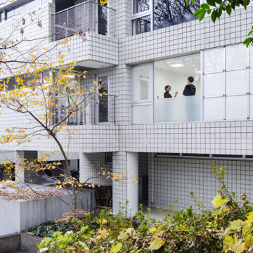 Embracing Simplicity: The Transformation of GRAPH Tokyo Head Office