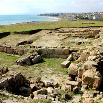 Unveiling an Ancient Pharmaceutical Center at Heraion Teikhos