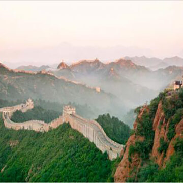 Unraveling the Mystery: 'Mongolian Arc' Study Sheds Light on Great Wall Gaps