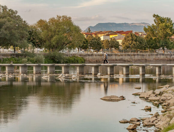 Enhancing Riverbed Connectivity Floodable Bridge Ter in Manlleu River