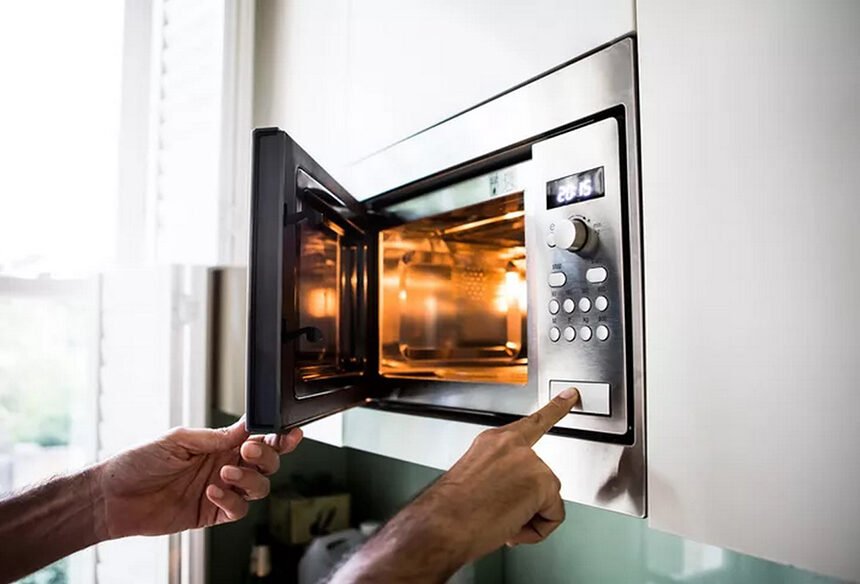 Exploring Energy-Efficient Convection Microwave Ovens