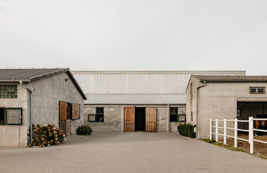 Blending Tradition and Functionality The Horse House Stable