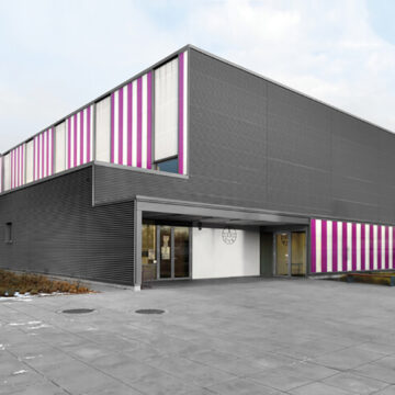 Dynamic Design: Multifunctional Sports Hall in Budapest