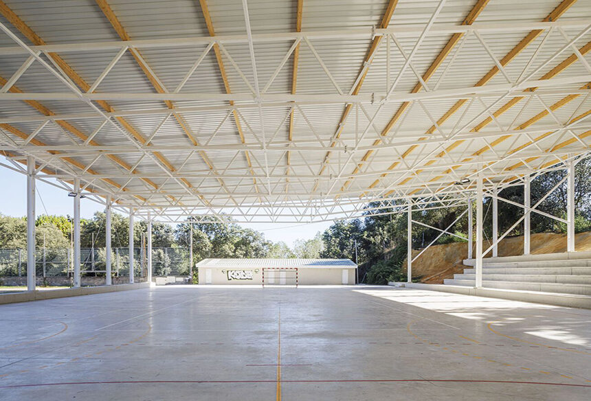 Harmony in Recreation & Training Space: Sant Esteve de Palautordera, Spain