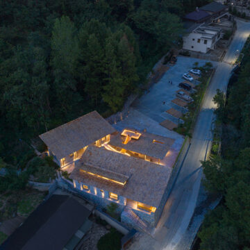 Harmony in Architecture Multifunctional Service Center, Liuba Mountain Scenic Area