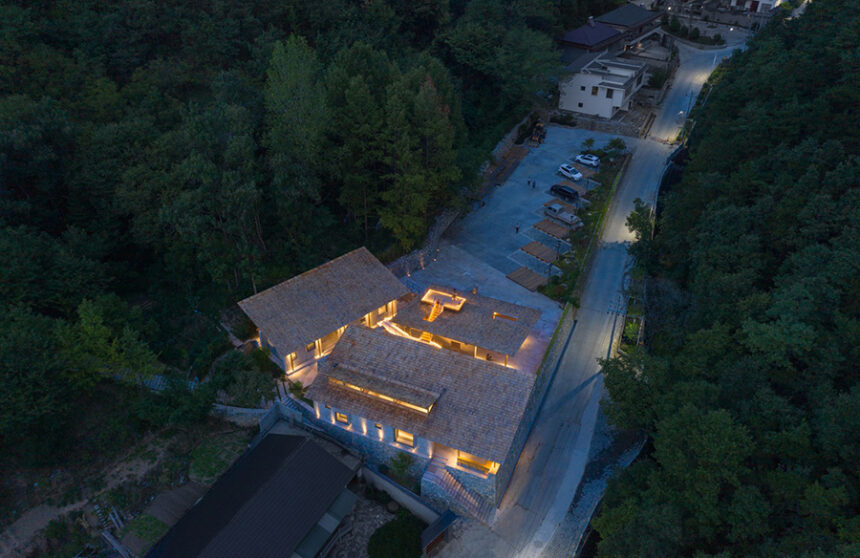 Harmony in Architecture Multifunctional Service Center, Liuba Mountain Scenic Area