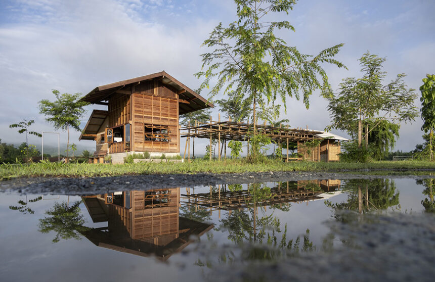 Embracing Nature: Thingamajiggy Coffee Shop in Thailand