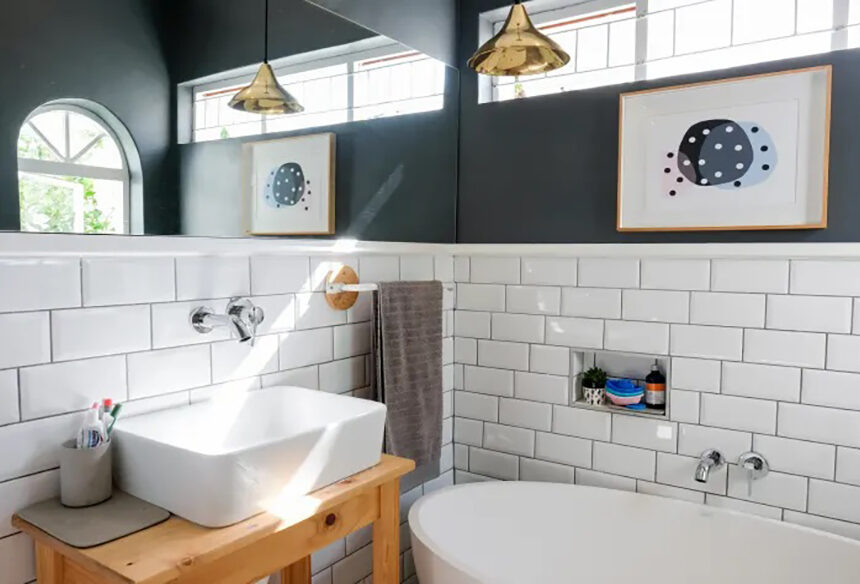 Maximizing Storage in Small Bathrooms: 35 Ingenious Ideas