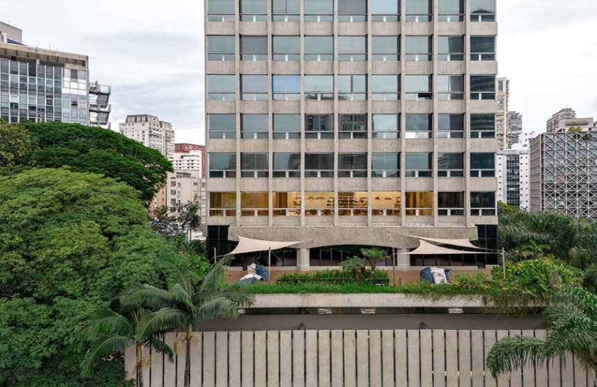 Redefining Corporate Spaces: Escritório Faria Lima GK