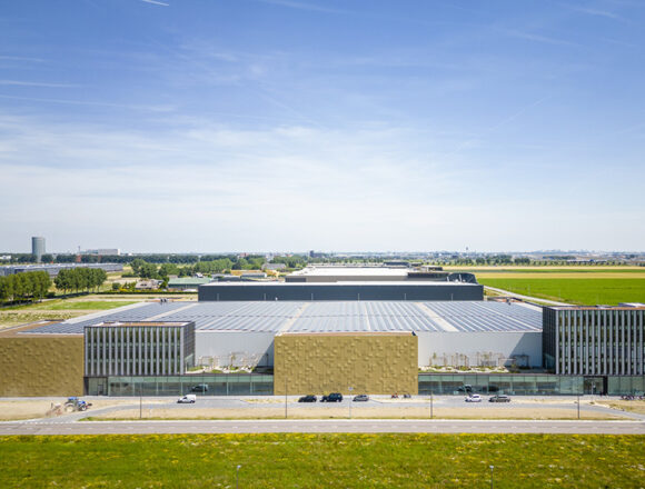 Redefining Logistics: Nature-Inclusive Office Buildings in Schiphol