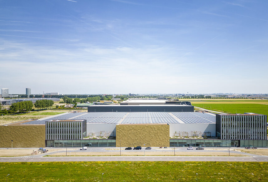 Redefining Logistics: Nature-Inclusive Office Buildings in Schiphol