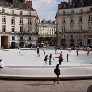 Rediscovering Nantes: The VERSUS Installation