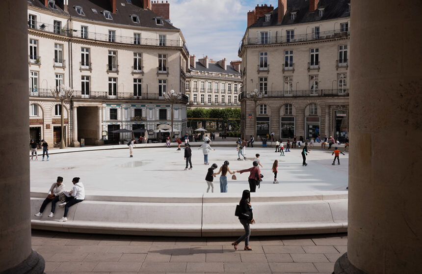 Rediscovering Nantes: The VERSUS Installation