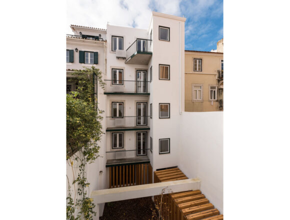 Sb44 Building | ÔCO